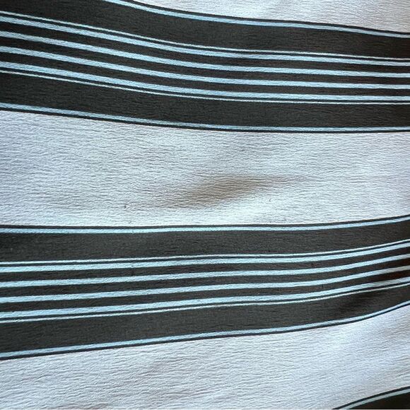 Loft Navy Blue Stripe Tiered Ruffle Tulip Sleeve Blouse Sz M Career - Picture 10 of 10